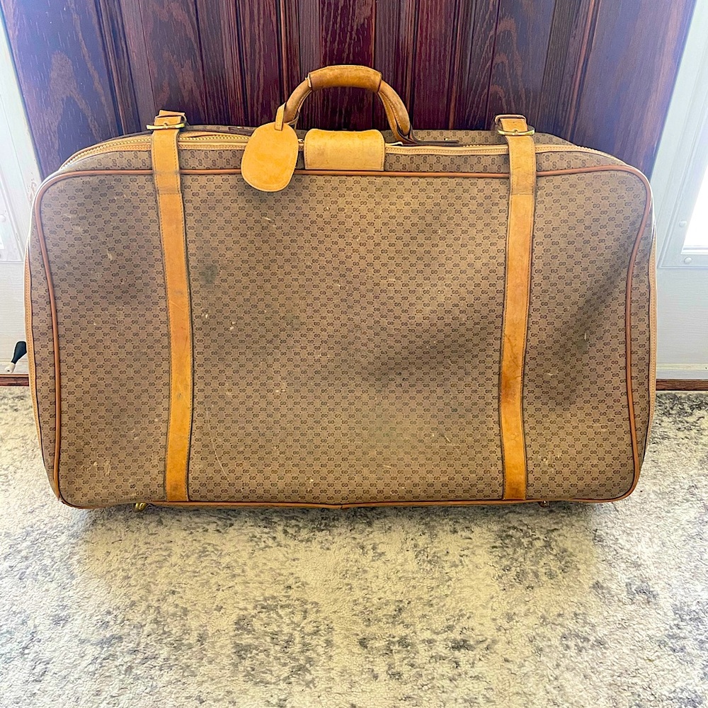 Large Vintage Gucci Suitcase